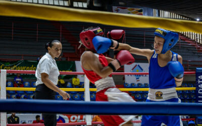 Boxeadores de Anzoátegui y Apure ganaron la Copa Alcaldía de Maracaibo del Campeonato Nacional Infantil