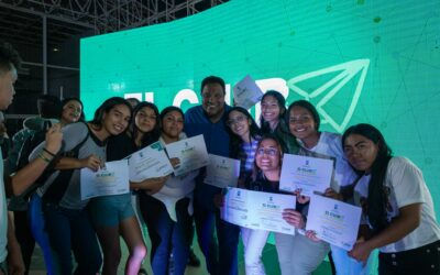 245 jóvenes de los programas Construyendo Futuro y El Club del Mañana recibieron su certificación de la Alcaldía de Maracaibo