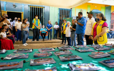 Alcaldía de Maracaibo beneficia con lentes a más de 40 niños para garantizar su rendimiento académico